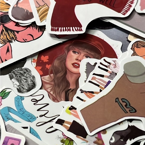 5for$10 Singer Taylor Swift Red Album 50Pc Stickers Waterbottle, Notebook, More - Picture 2 of 4
